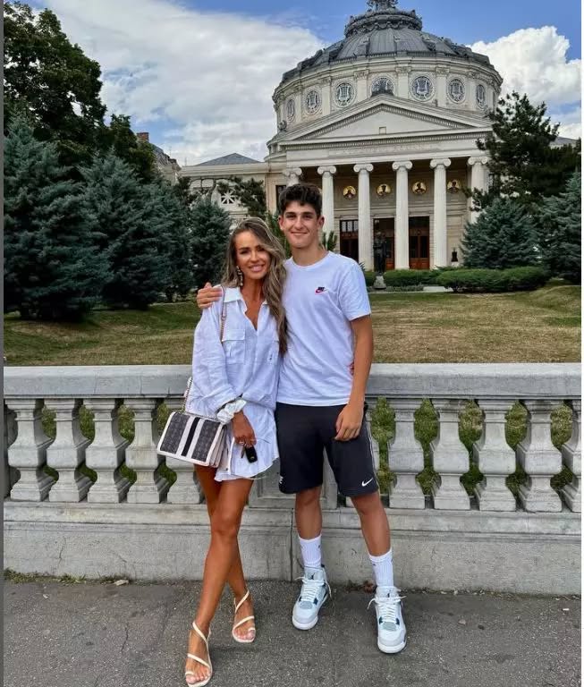 Diana Munteanu, deschisă pentru o nouă etapă în viață, la peste un deceniu de la divorț