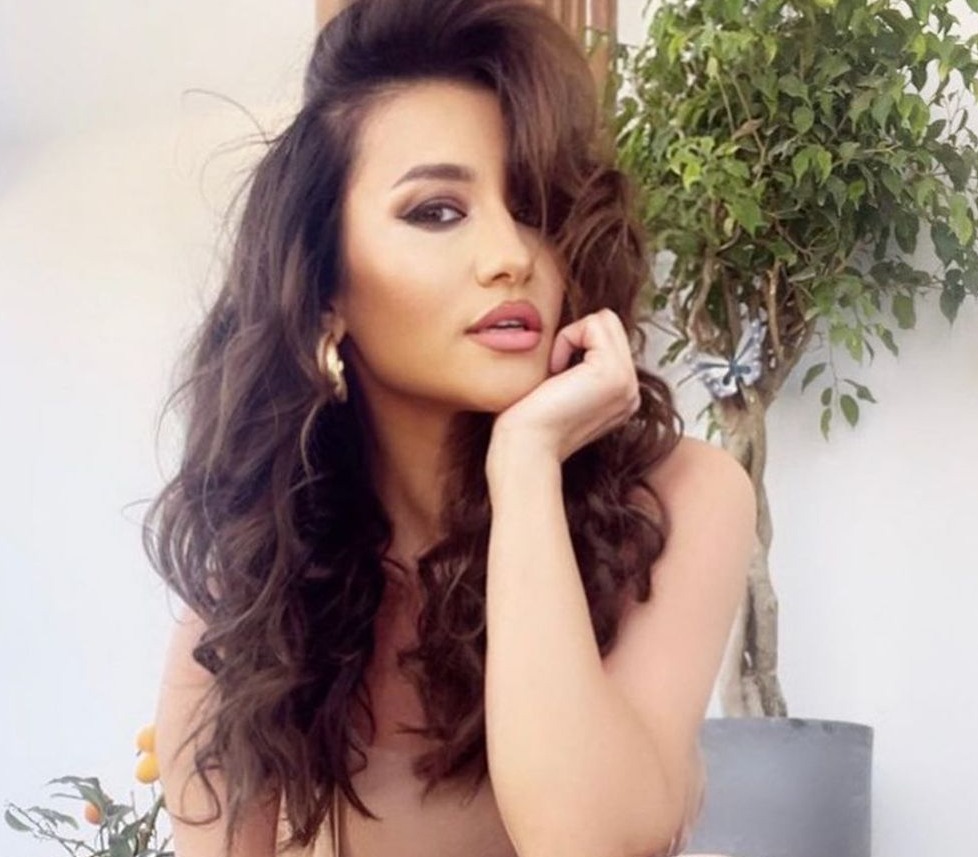 Bianca Drăgușanu o acuză de hărțuire, Claudia Pătrășcanu ripostează. Disputa dintre cele două vedete ia amploare