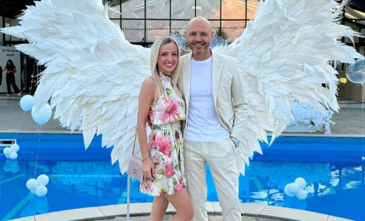 Mihai Mitoșeru s-a logodit cu iubita sa, Alexandra, în vacanța din Barcelona