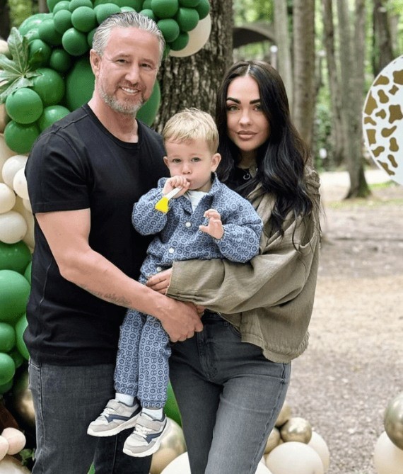 Corina Caciuc, emoții în prima zi de grădiniță a lui Liam: „Un pas mare pentru el, o lacrimă pentru mine”