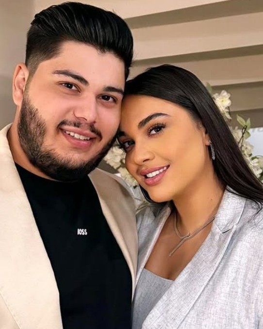 Betty Salam și Roberto Tudor își oficializează relația: „Fericirea vine când ești pregătit să o primești”