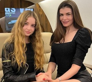 Reacția Monicăi Gabor după ce fiica ei, Irina, a defilat pentru prima dată pe podium. Ce mesaj i-a transmis lui Cătălin Botezatu