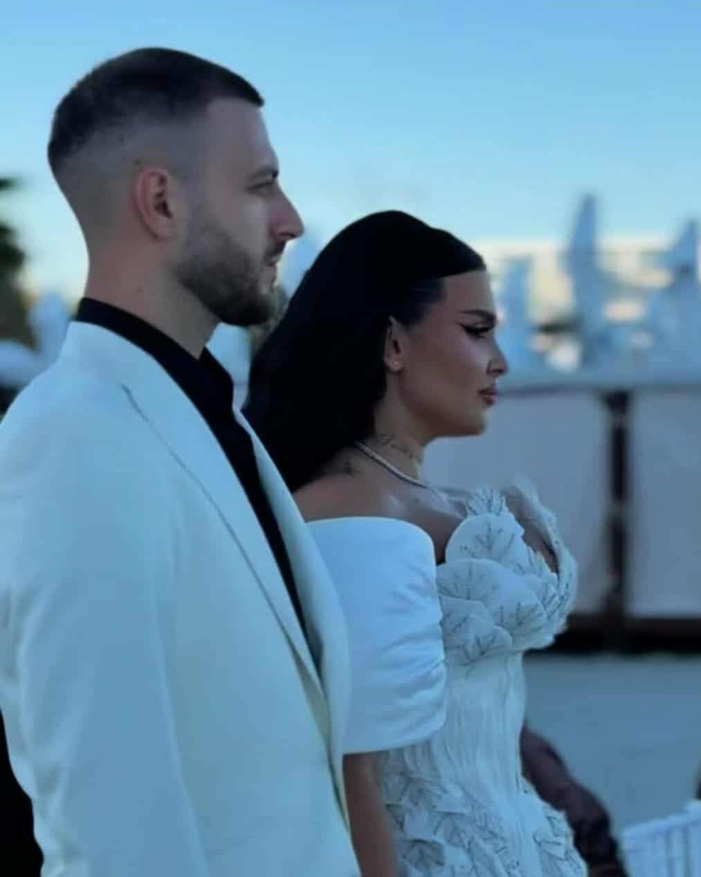 Oana Radu clarifică: „Nu a fost nuntă, ci o petrecere de logodnă”