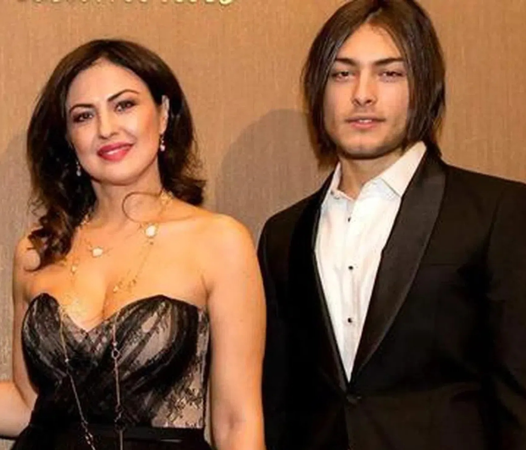 Mama actorului Toto Dumitrescu, Letiția Badea, continuă lupta în instanță. Solicită sume uriașe de la Primăria Capitalei