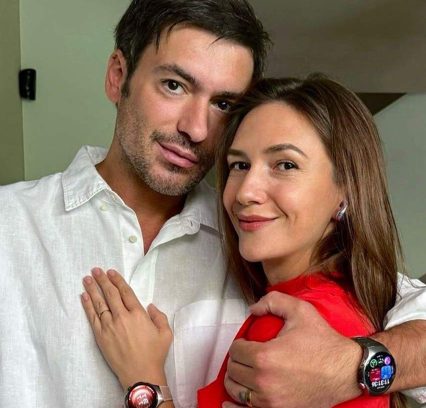 Adela Popescu și Radu Vâlcan, momente de relaxare în Grecia. Cum arată diminețile lor în vacanță