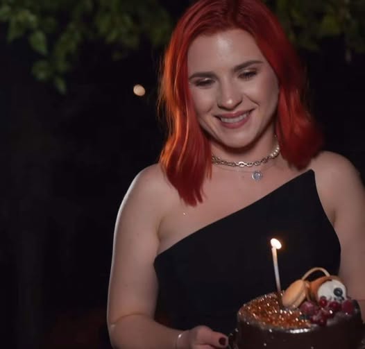 Zi specială pentru Cristina Ciobănașu. Actrița a împlinit 29 de ani