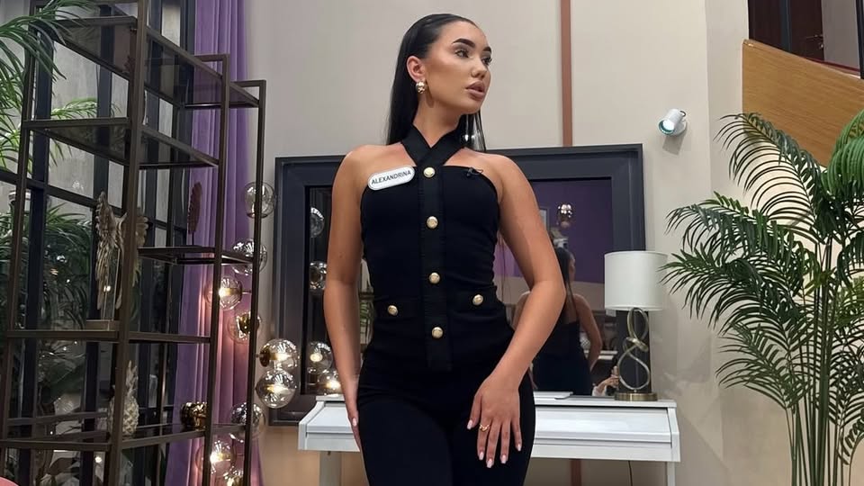 Alexandrina, pusă la zid de colegi în Casa Iubirii, dar răspunde cu demnitate: „Trecutul nu mă definește”