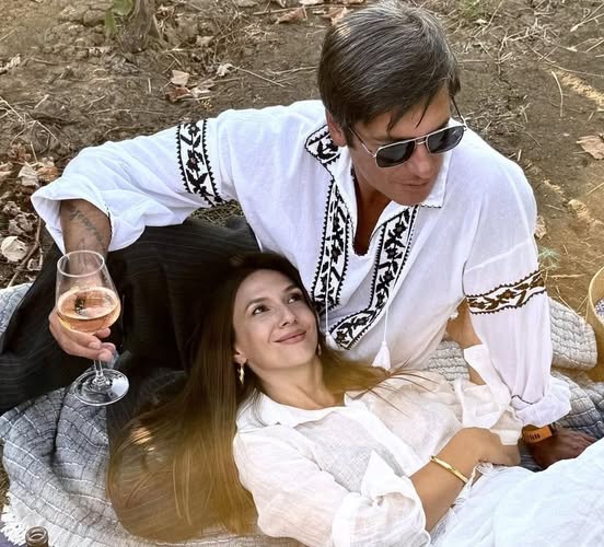 Costuri impresionante pentru educația copiilor. Cât plătesc Adela Popescu și Radu Vâlcan lunar la școala privată