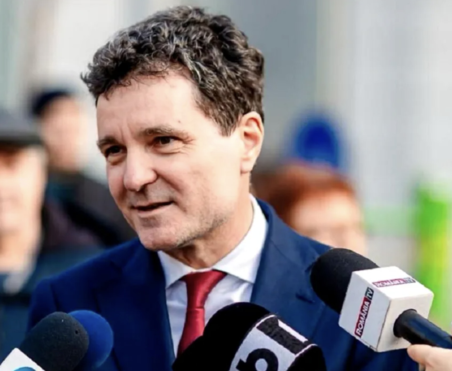 Nicușor Dan surprins într-un nou moment stânjenitor la un eveniment oficial.