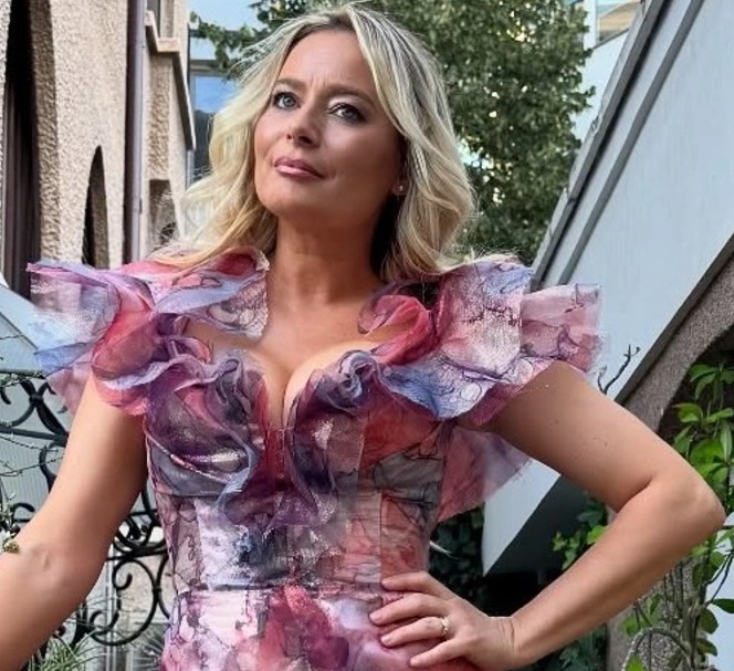 Laura Cosoi, despre provocările concediului maternal: „Mamele nu trebuie să se piardă pe ele însele”