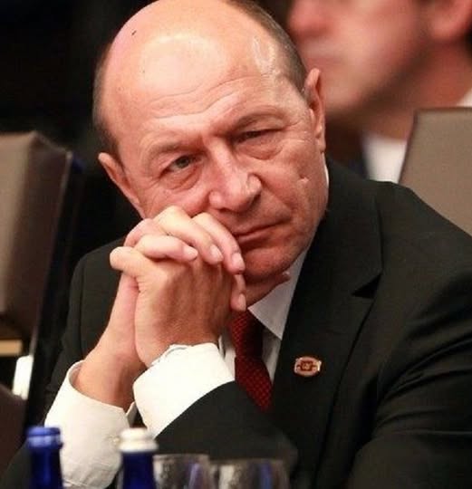 Traian Băsescu, copleșit de emoție în direct la TV! Imaginea care aproape l-a făcut să plângă pe fostul președinte!