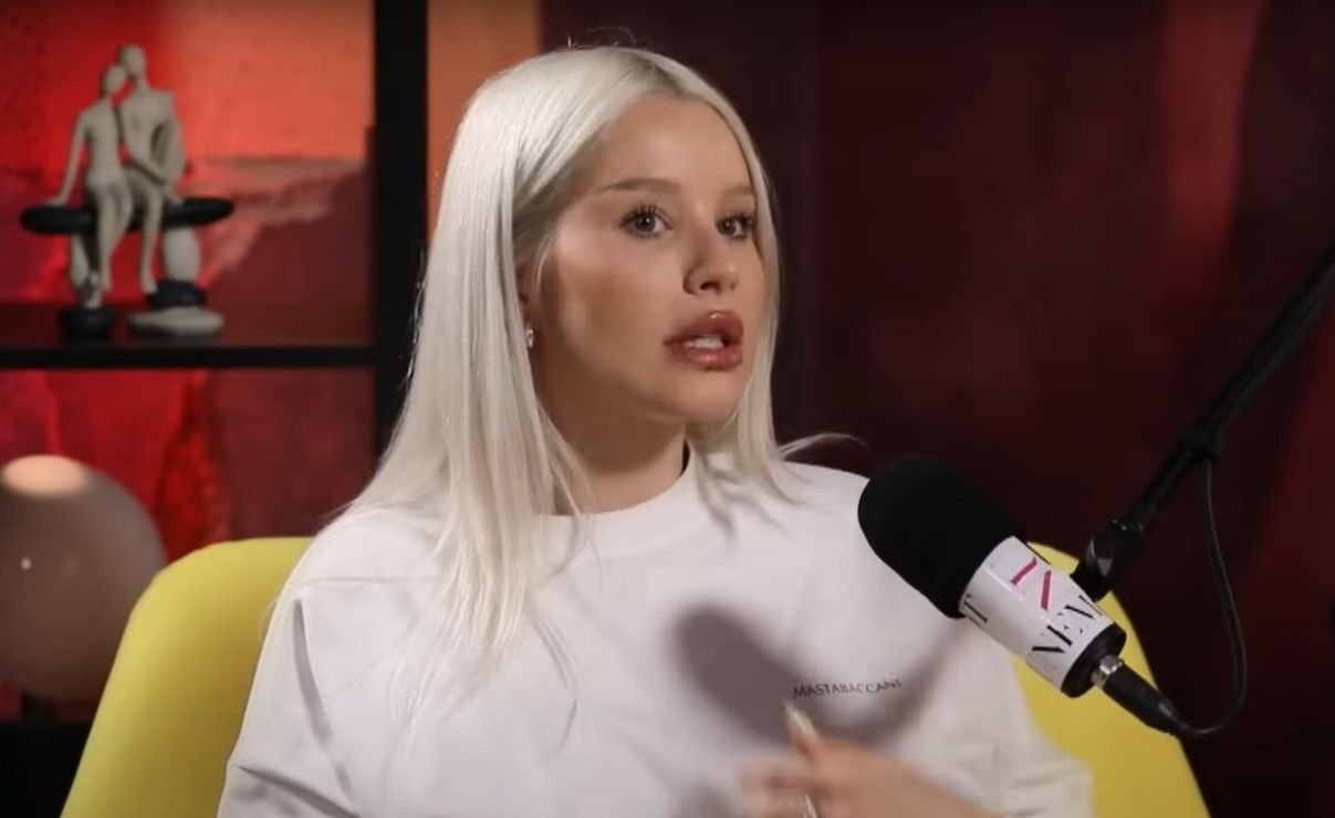 Carmen Grebenișan a născut un băiețel! Influencerița a ales o naștere în apă, la Constanța