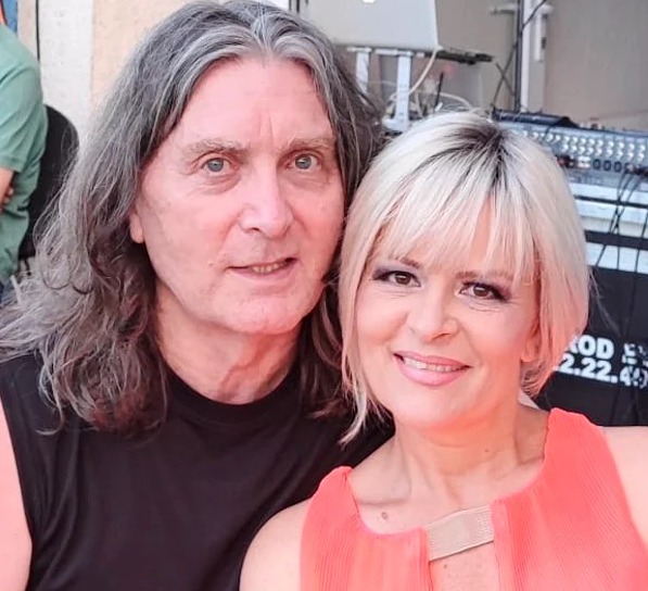 Cum arată și ce face în prezent Laurențiu Cazan, fostul iubit al Marinei Voica. Artistul cu peste douăzeci de ani mai tânăr decât celebra cântăreață