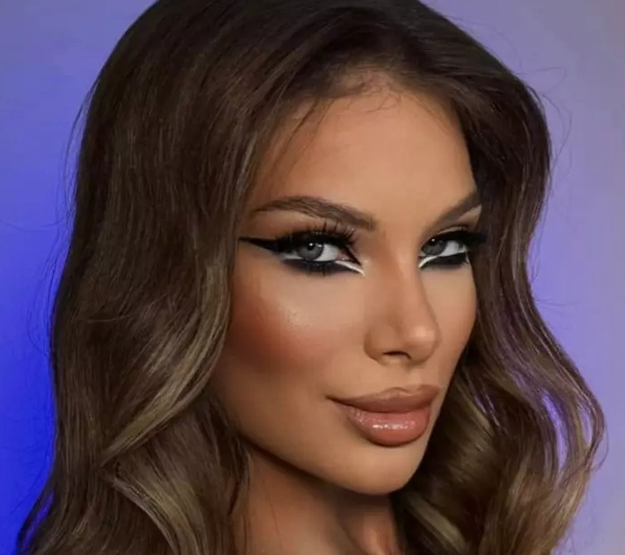 Cătălin Botezatu și Nicolle Fota și-au spus adio! Tânăra a decis să părăsească definitiv România, după despărțire.