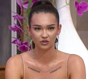 Robert și-a îndreptat atenția către Bianca, noua concurentă din Casa iubirii. Ce intenții are tânărul în continuare