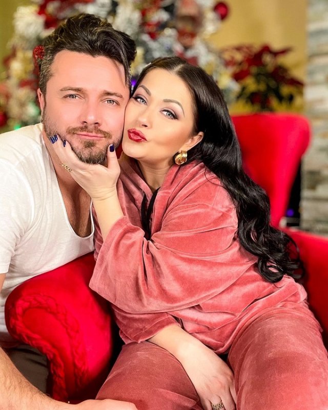 Gabriela Cristea și Tavi Clonda, amintiri din culise: „Primul moment romantic? În pauza de publicitate, în baia televiziunii!”