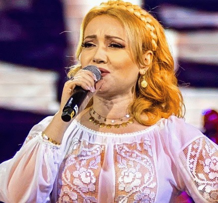 Adriana Ochișanu, între scenă și spital: o perioadă dificilă marcată de decizii grele