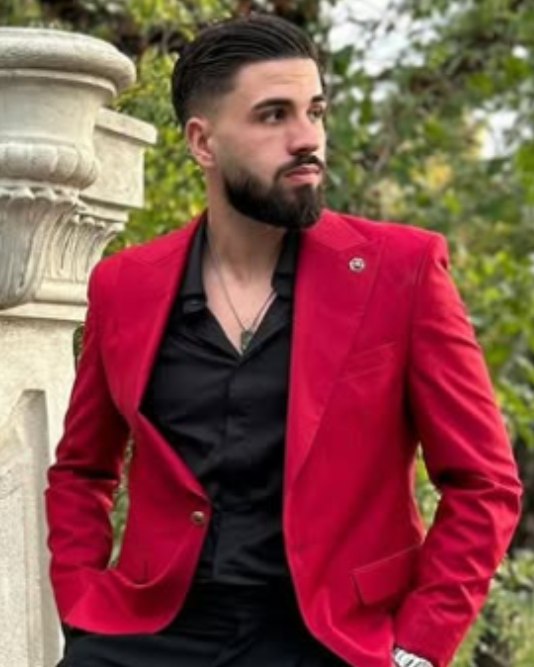 Moldo, surprins dansând alături de două femei la un eveniment: reacția celor care îl urmăresc