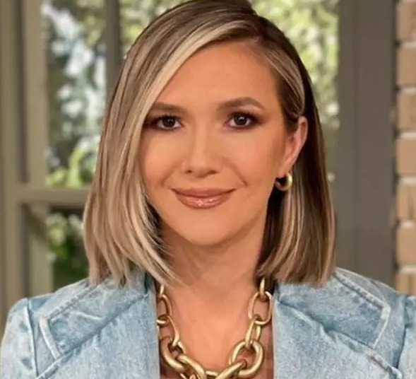 Adela Popescu – De la visuri în copilărie la o carieră solidă în showbiz-ul românesc