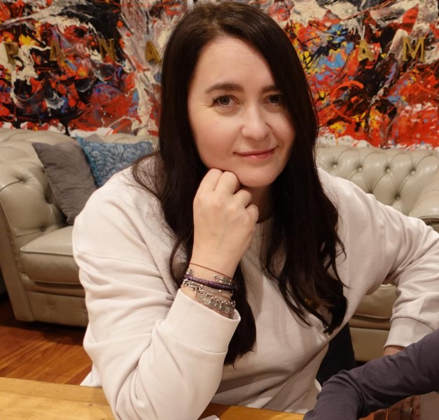 Emma Năstase studiază la prestigioasa Universitate St. Andrews. Ce medie a obținut și cât investește Amalia Năstase în educația fiicei sale