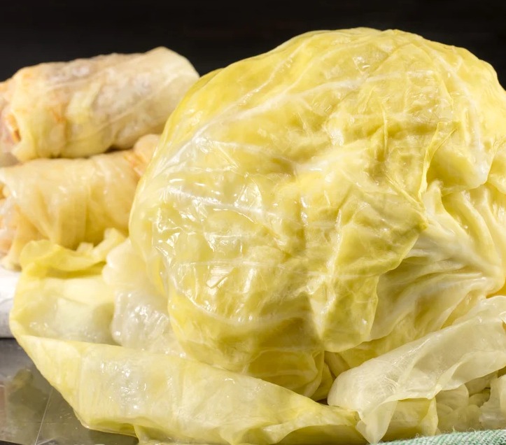 Soiul de varză perfect pentru sarmale. Are frunze subțiri, fine și se acrește impecabil pentru murat