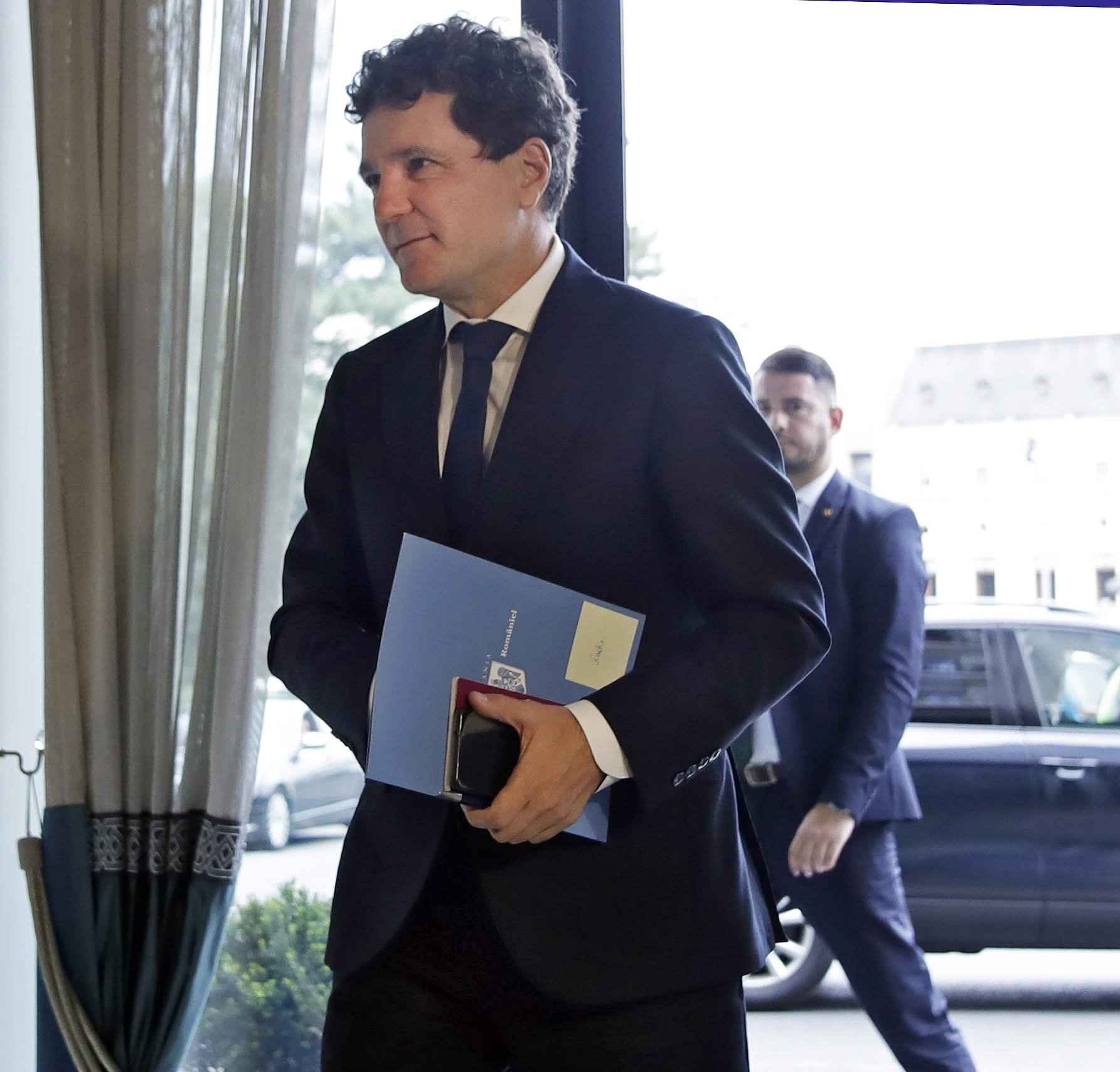 Nicușor Dan a prezentat un raport privind anularea alegerilor și influențele externe asupra procesului electoral din România