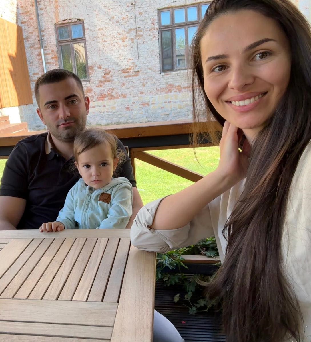 Mama Sarei, fetița de 2 ani care a murit la stomatolog, nu își revine din durere. Gestul sfâșietor făcut la câteva zile după înmormântare