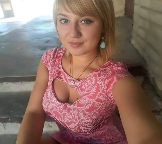 „Fostul meu soț a primit casa, mașina și toți banii noștri după divorț. Am râs… pentru că exact asta plănuisem.”