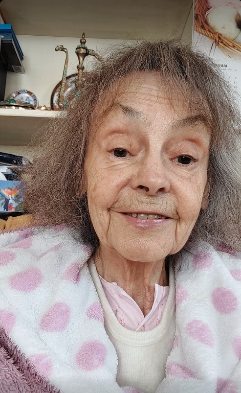 Marina Voica nu renunță la volan nici la aproape 90 de ani: „Broscuța mea” rămâne simbolul libertății