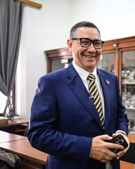 Victor Ponta, dispus să revină în PSD: „Dacă mă primesc înapoi, vin. Eu n-am plecat niciodată”