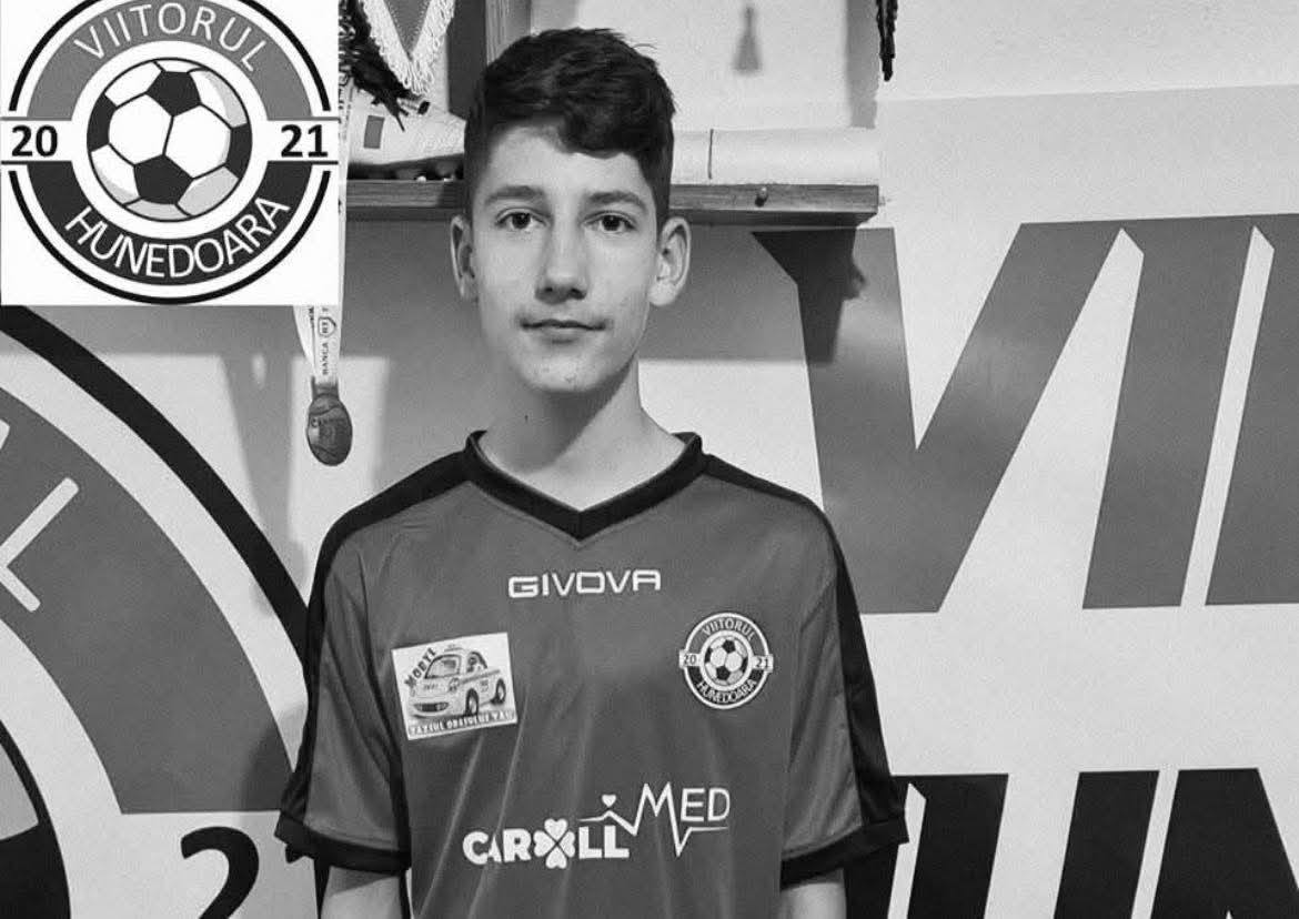 Doliu în lumea sportului: Fabian Căprău, tânărul arbitru din Hunedoara, s-a stins la doar 18 ani