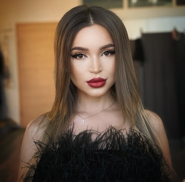 Internetul vuiește după imaginile în care Lia, Naomi, Kira și Bianca o bârfeau pe Veronica în grădină! Concurenta din Casa Iubirii reacționează surprinzător