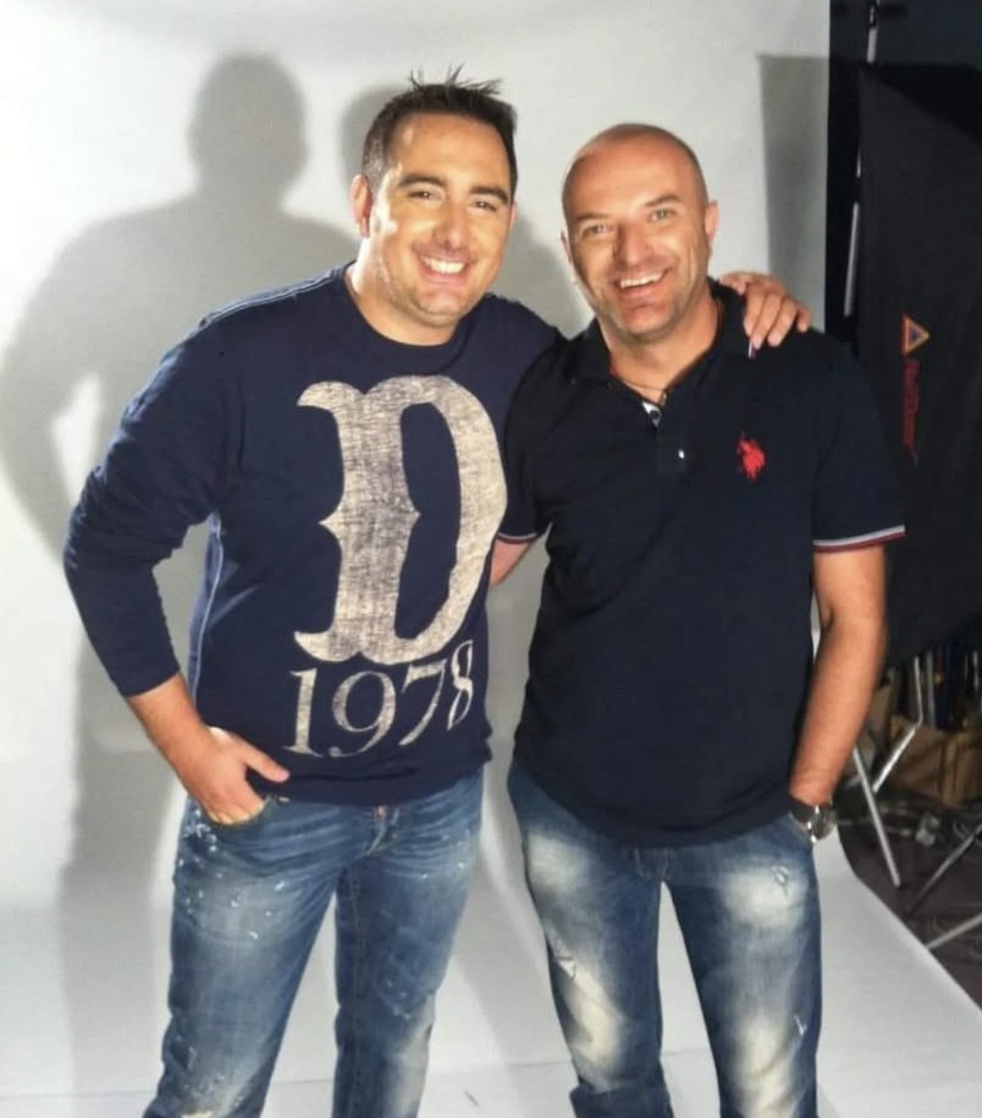 Capatos, înlăturat după acuzațiile lui Rizea. Asistentul său, DJ Andrei, vizat de un alt scandal major. Poliția investighează!