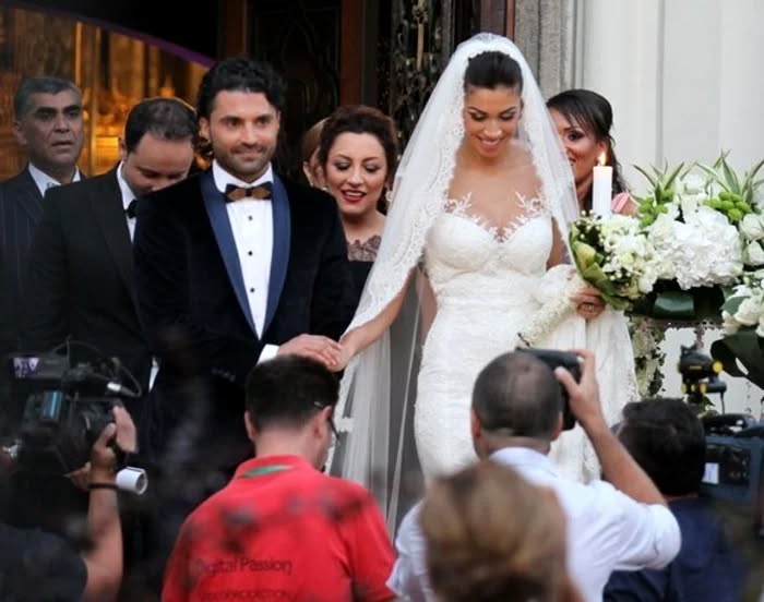 Raluca Pastramă, din nou în rochie de mireasă, la 11 ani de la nunta cu Pepe. Adevăratul motiv din spatele apariției care a stârnit valuri de reacții