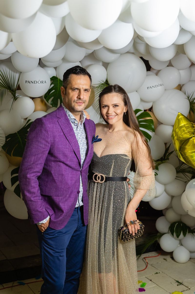 Mădălin Ionescu și Cristina Șișcanu, criticați dur după ce s-au fotografiat în dormitorul matrimonial: