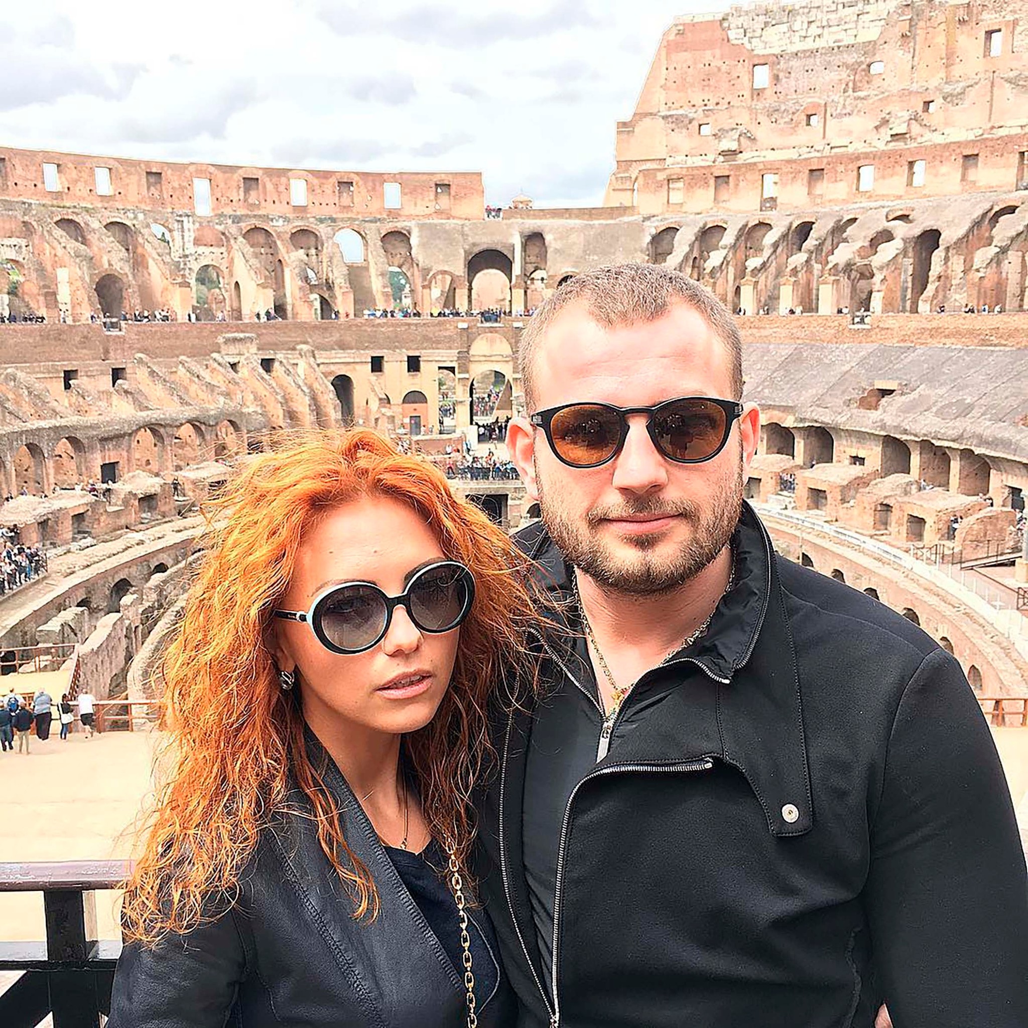 Roman și Anna Novak au fost găsiți îngropați în deșert! Milionarul în criptomonede și soția sa dispăruseră de o lună: