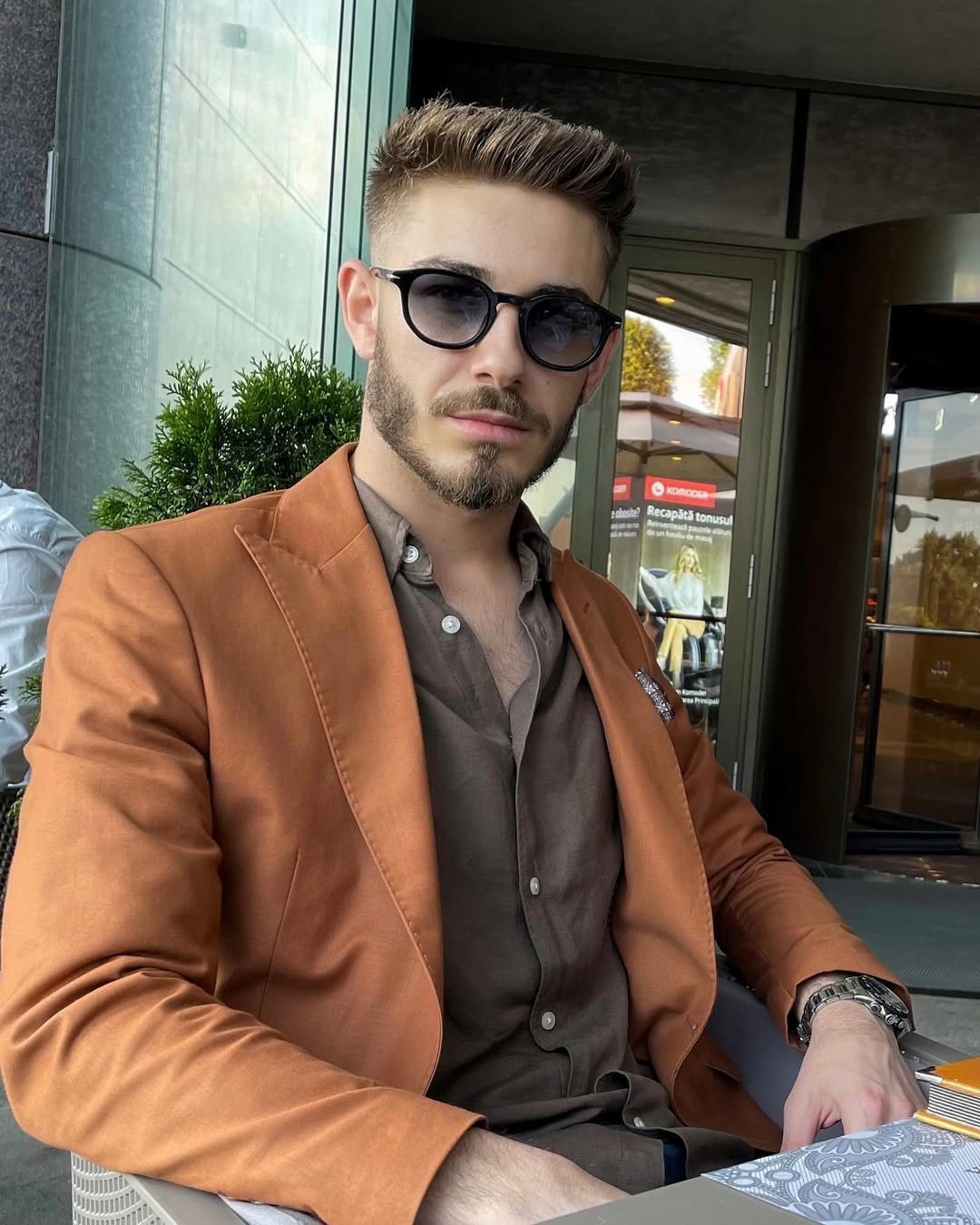 Cum arăta Cristian, noul concurent de la „Casa iubirii”, în urmă cu șase ani! Transformarea spectaculoasă a tânărului care a cucerit deja atenția fetelor