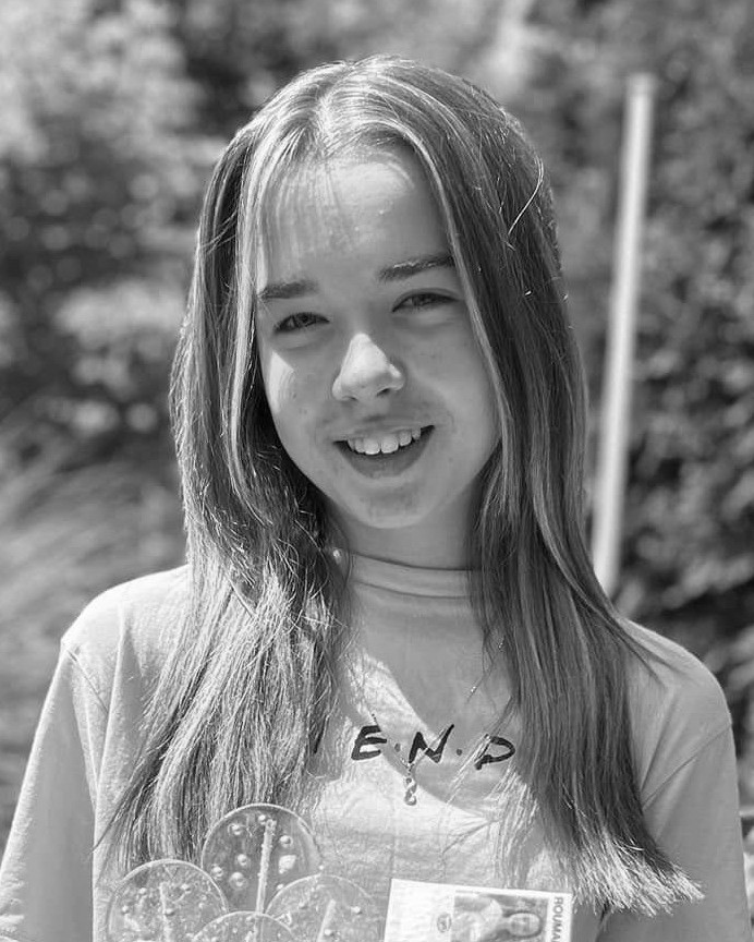 O elevă eminentă a murit în prima săptămână de școală. Iasmina avea doar 15 ani: