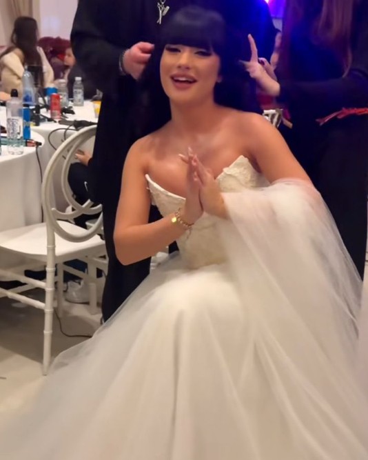 Teodora, fosta concurentă de la „Casa Iubirii”, a îmbrăcat rochia de mireasă: „Mă mărit!”