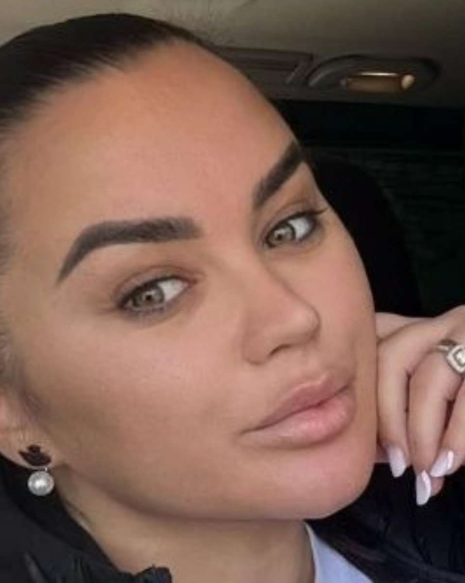 Carmen de la Sălciua își strigă durerea la șase luni după moartea tatălui său. Mesajul emoționant care a înduioșat întreaga comunitate: