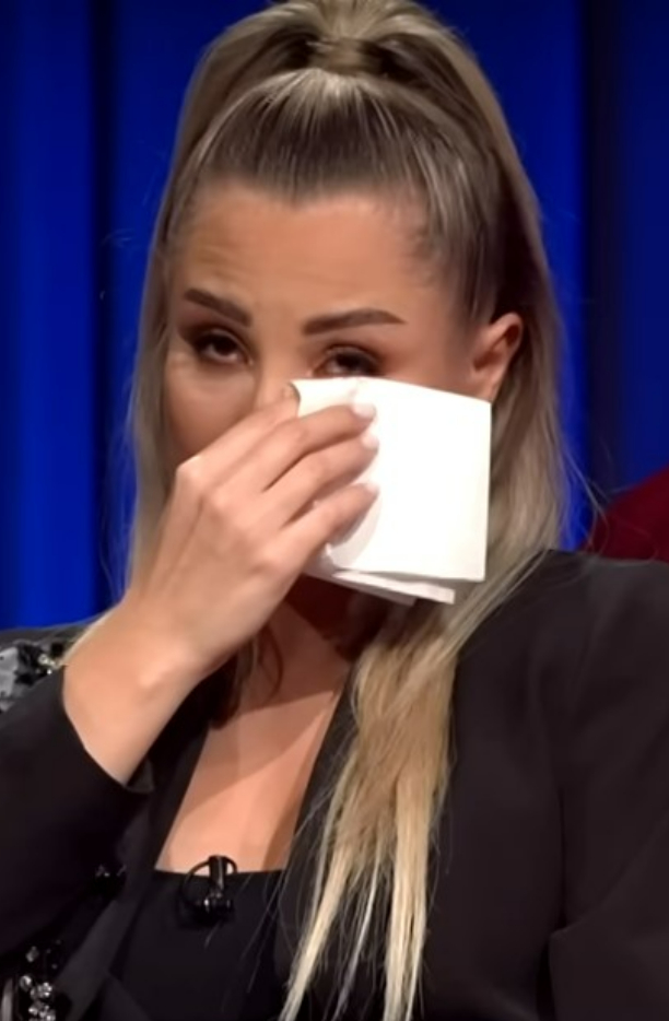 Claudia Puican, în dilemă și fără liniște: mesajul primit de la o fană care a pus-o serios pe gânduri