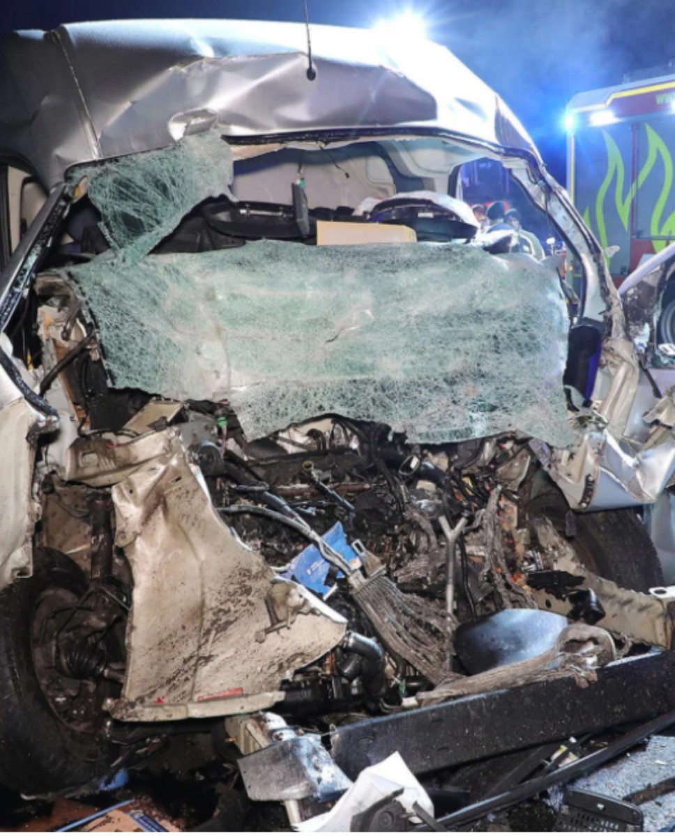 Incident rutier cu urmări fatale pe A4, Germania: microbuz cu români implicat într-o coliziune violentă: