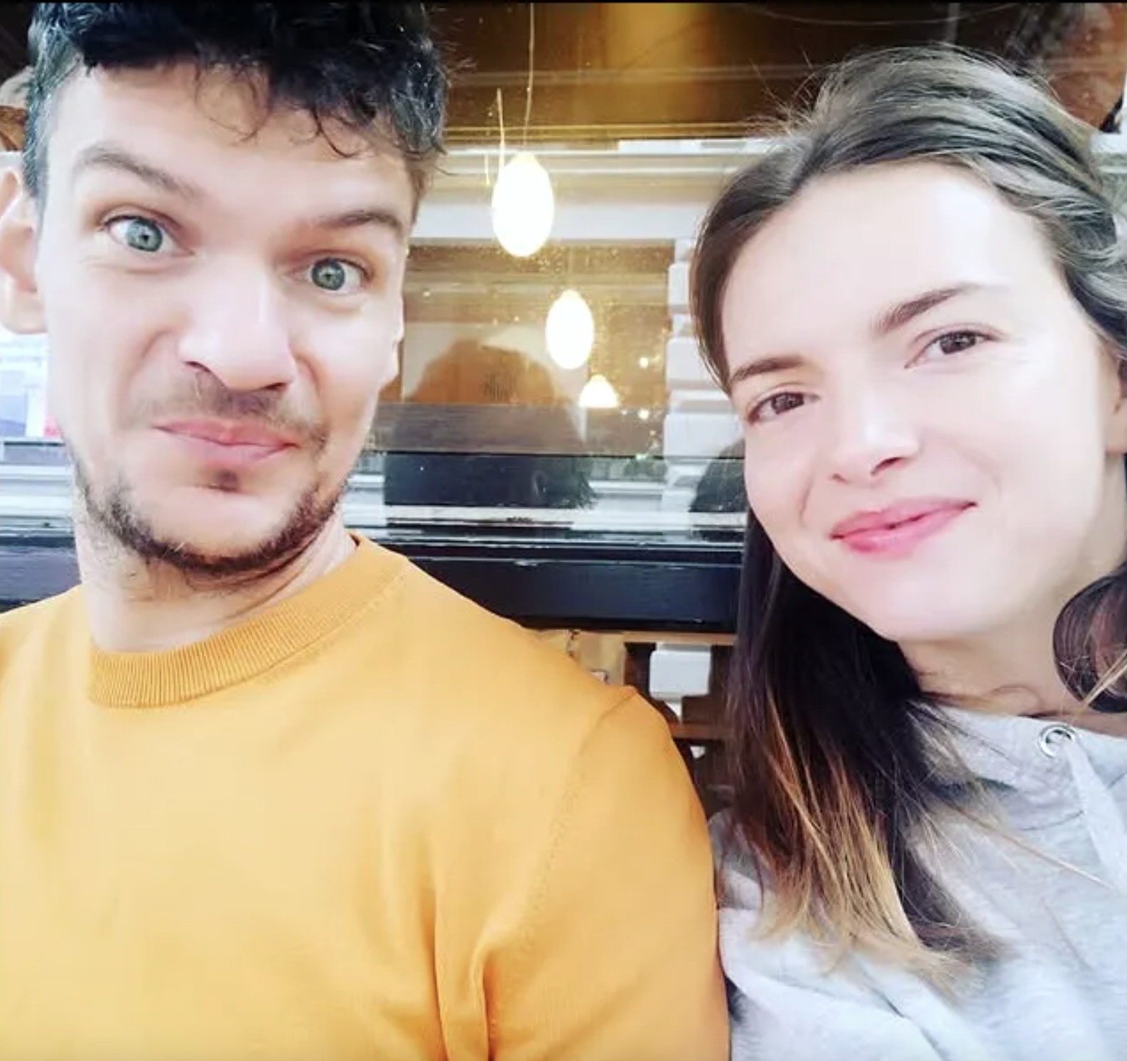 Iubita lui Tudor Chirilă, apariție rară în finala Vocea României. Puțini telespectatori au recunoscut-o: