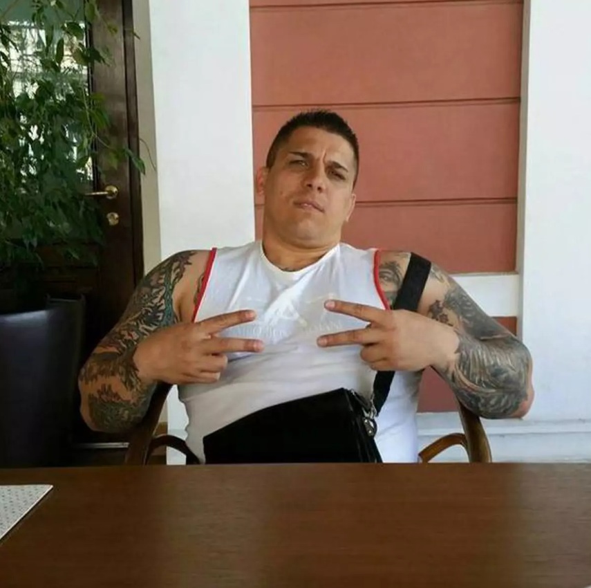 Ce riscă Adrian Corduneanu după acuzațiile de agresiune. Interlopul s-a predat singur la Poliție și va petrece Crăciunul în arest