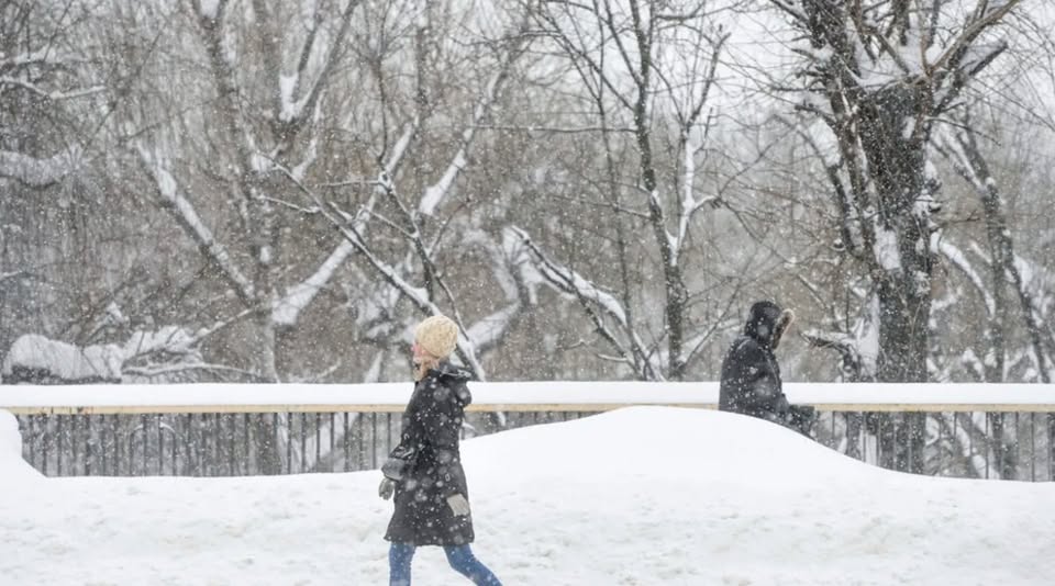 Atenționare meteo ANM: ninsori, lapoviță și polei în toată țara.
