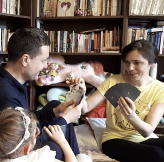 Puțini își mai amintesc ce meserie avea actuala Primă Doamnă a Capitalei atunci când Nicușor Dan devenea primar