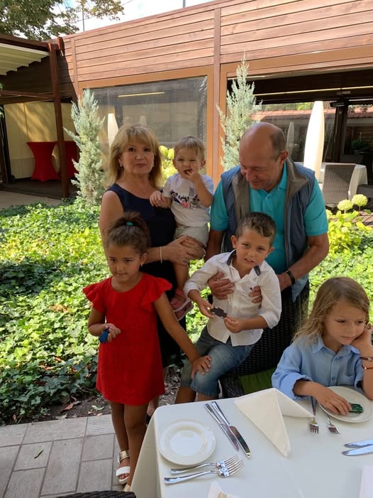 Vești mai puțin favorabile pentru Traian Băsescu. Fostul președinte traversează o perioadă delicată