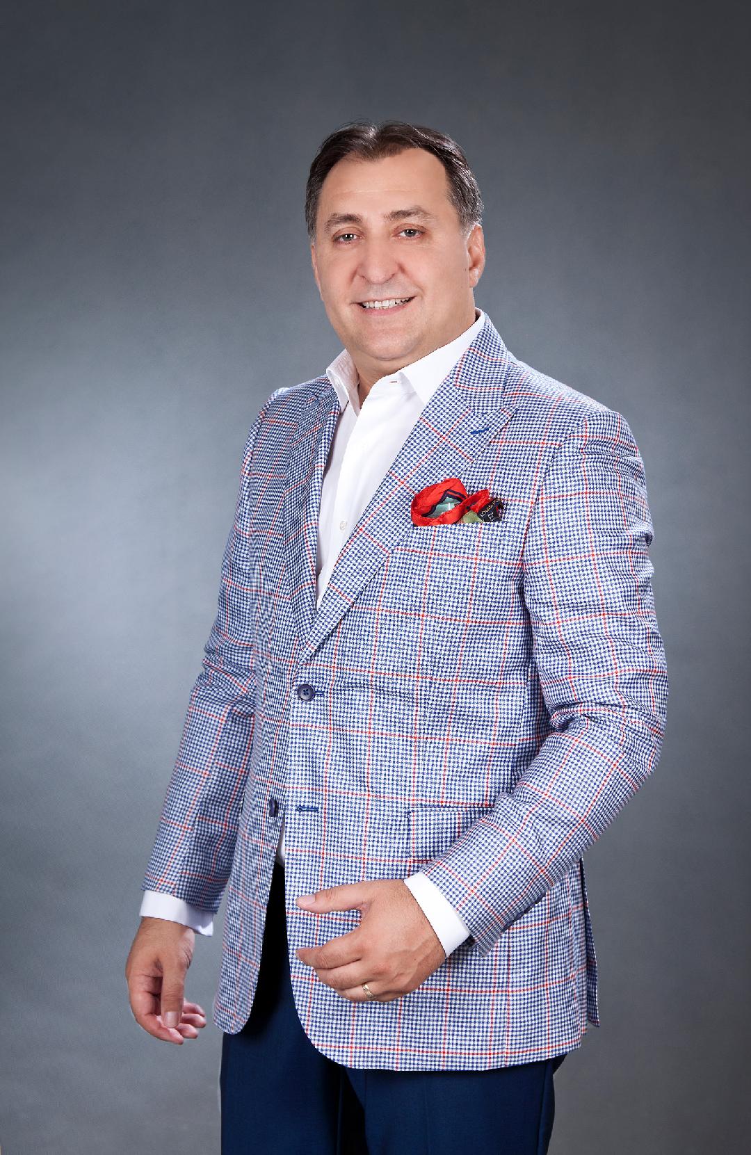 Cât plătește Vali Vijelie impozit pentru cele aproximativ 30 de apartamente pe care le deține. Suma anuală este impresionantă