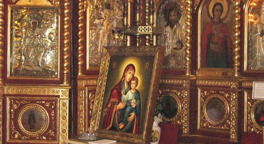 Tentativă de jaf la o mănăstire din Teleorman, dejucată de măicuțe. Hoții au fost prinși după ce au fugit speriați