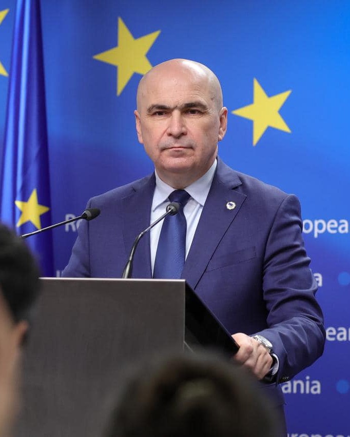 Modificări de ultimă oră la alocațiile copiilor. Anunțul făcut de premierul României, Ilie Bolojan